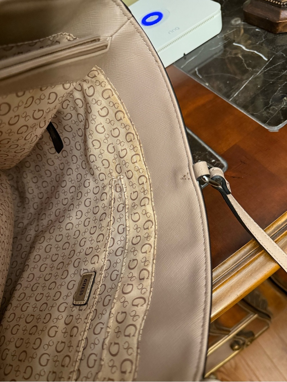 Bolsa Guess Orignal Tote Rosa Claro - Picture 10 of 12
